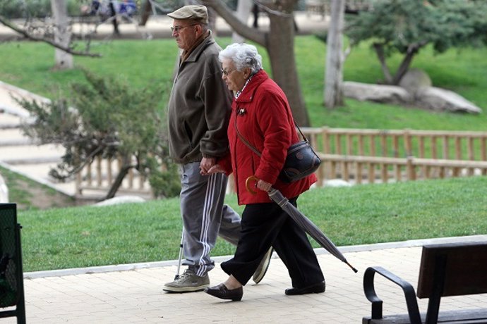 La cifra de pensionistas en Euskadi aumenta un 1,4% en marzo y la media se sitúa en 1.227 euros