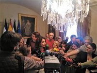 Montero dice que la propuesta de Díaz Ayuso sobre la consideración familiar del nonato "no tiene ni pies ni cabeza"