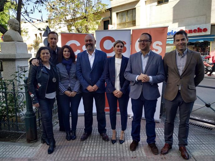 26M.- Francisco Alcántara (Cs) Anuncia Una Oficina Municipal Para Captar Empresas Privadas En Cáceres