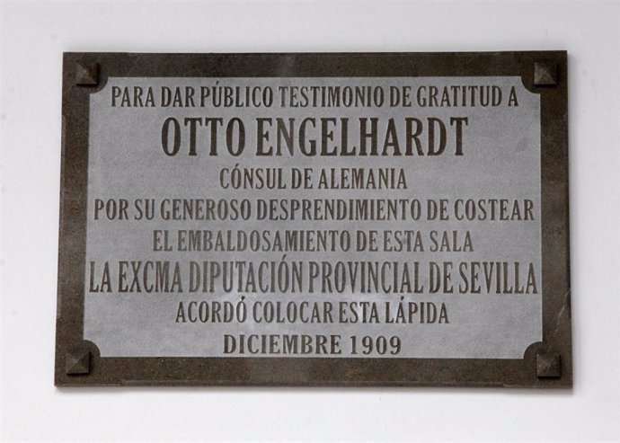 Placa en honor al ingeniero Otto Engelhardt
