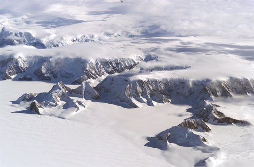 Vientos cálidos pueden colapsar la plataforma de hielo Larsen C