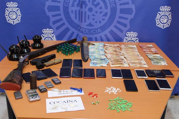 Jaén.- Sucesos.- La Policía detiene a ocho personas y desmantela tres puntos de venta de droga