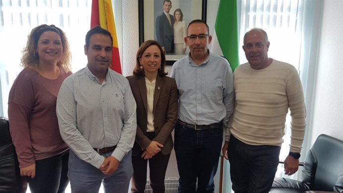 Málaga.- Navarro se reúne con alcaldes de Algarrobo, Canillas de Albaida, Cómpeta y Sayalonga para hablar de carreteras