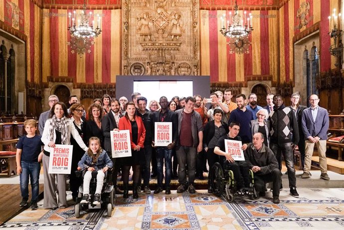 Barcelona galardona cuatro iniciativas en los Premis Montserrat Roig al periodismo social 2018