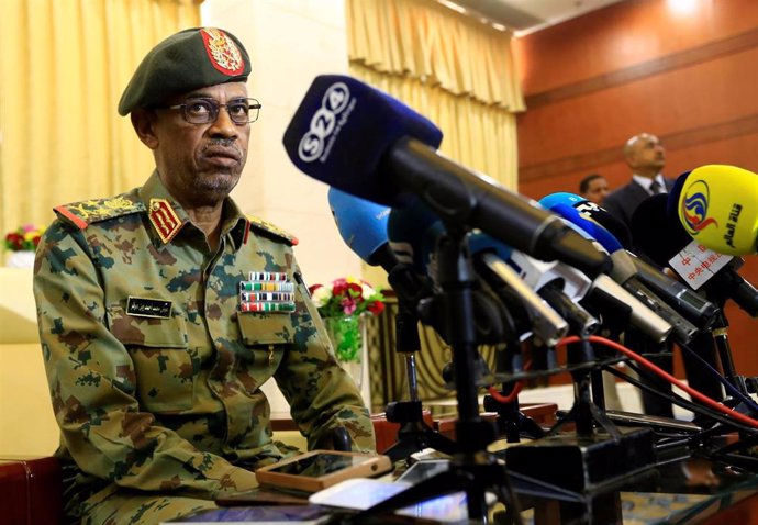 AMP.- Sudán.- El Ejército de Sudán asume el poder tras arrestar a Al Bashir