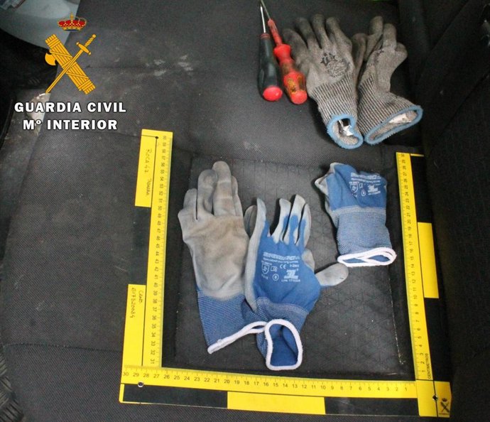 Sucesos.- Detenida una persona por la comisión de 13 robos en localidades de las Albacete, Alicante y Murcia