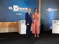 Sánchez, Casado, Iglesias, Rivera y Abascal debatirán de pie, con atril y frente a los moderadores en Atresmedia