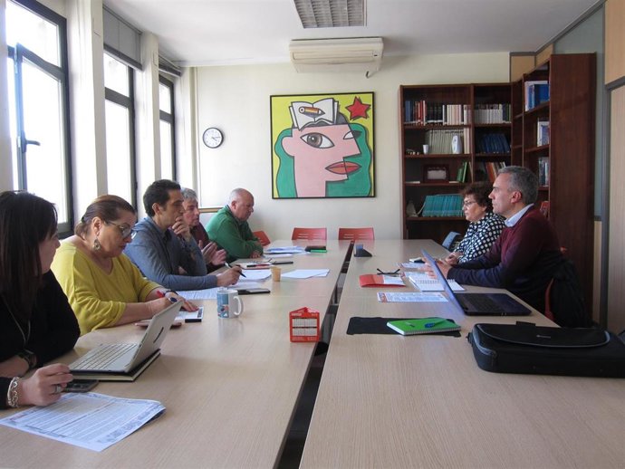 Izquierdo adelanta que Renfe estudia mejorar precios y horarios en los trenes entre Palencia y Medina (Valladolid)