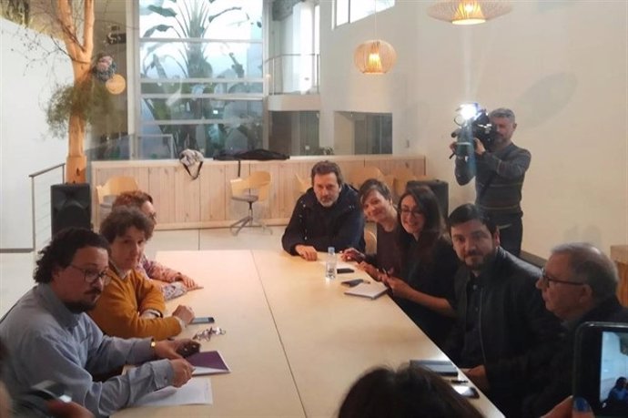 Madrid en Pie espera una última reunión con Podemos para cerrar una confluencia a horas del cierre de la inscripción