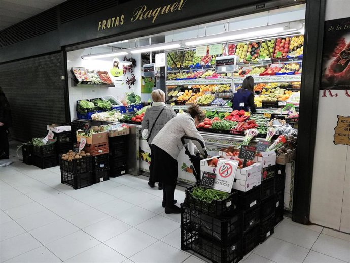 El Mercado del Corregidor renueva su asociación de comerciantes, con previsión de abrir más puestos antes de verano