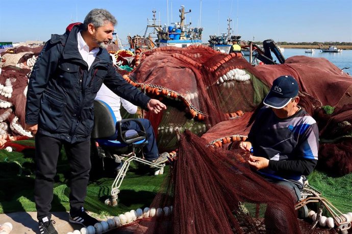 Huelva.- 28A.- Cortés (PP) pide el voto de los pescadores para hacer un "frente común" que defienda al sector en Europa