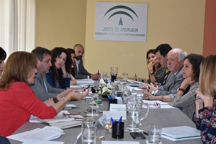 [Sevilla] Np: Los Consejeros De Salud E Igualdad Mantienen Un Encuentro Para Ava