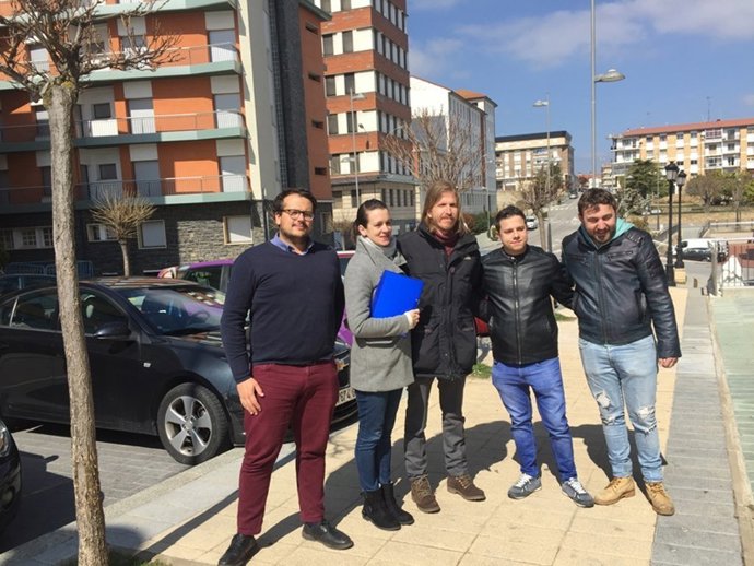 Pablo Fernández acusa al presidente de la Diputación de Soria de actuar como un "comercial" de la vaquería de Noviercas