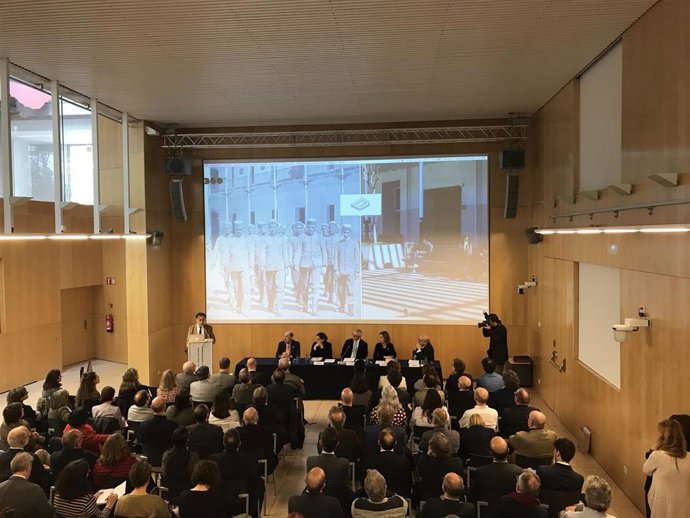 Colau y la UPF firman un protocolo para impulsar la investigación en el antiguo Mercat del Peix