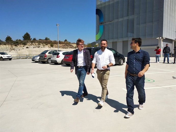 28A.- El PSC Ve "Ridículo" Que Cs Vete Un Pacto Con Sánchez Pero No Con Vox