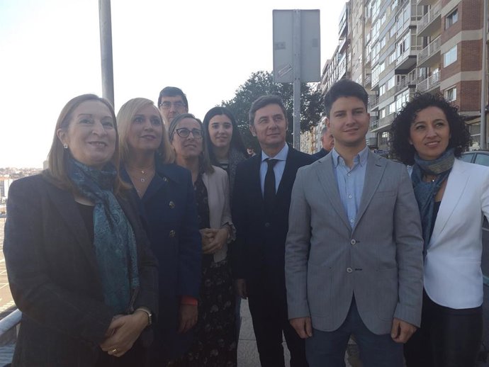 28A.- Ana Pastor Defiende En Vigo El Balance Del PP En Infraestructuras, Frente A Los Que Solo Muestran "Fotos"