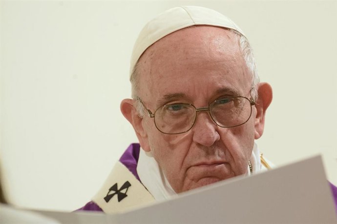 Pope visits church of San Giulio