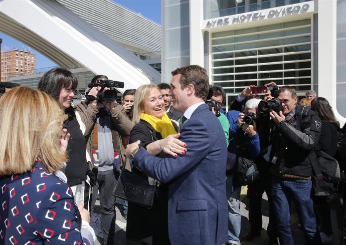 En Oviedo el presidente nacional del Partido Popular, Pablo Casado, acude a un encuentro organizado por 'Asturias punto de encuentro'