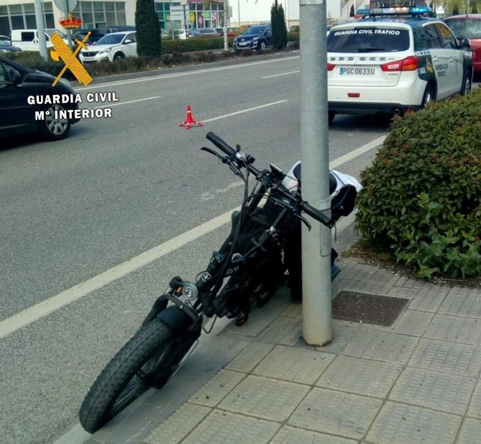 Sucesos.- Herido leve al ser atropellado cuando circulaba en bicicleta eléctrica en Cordovilla