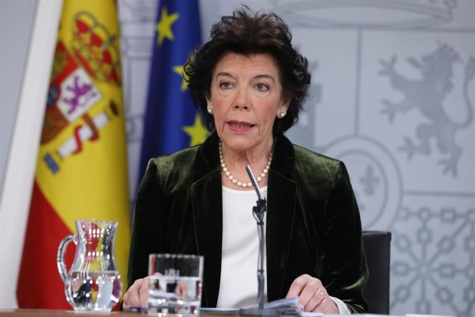 VÍDEO: Gobierno "lamenta" "torpe episodio" contra Álvarez de Toledo en la UAB e insiste en "diálogo y la convivencia"