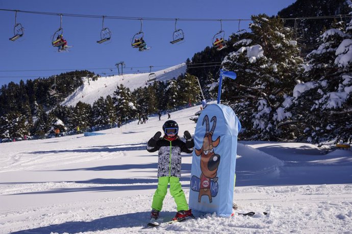 La Molina, Port Ainé i Vallter 2000 ofereixen més de 60 quilmetres esquiables