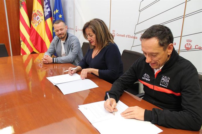 Govern patrocina la 'Vuelta a Ibiza en Mountain Bike 2019' y el 'Ibiza Trail Maratón 2019'