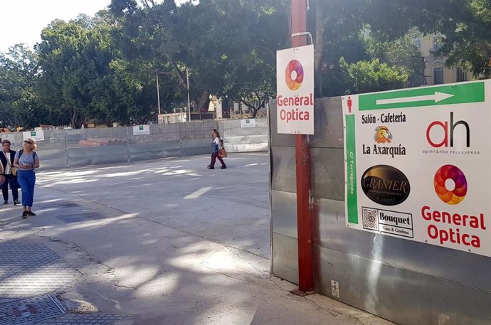 Málaga.- La Consejería de Fomento mejora la señalización de comercios de La Alameda junto a la obra del metro de Málaga