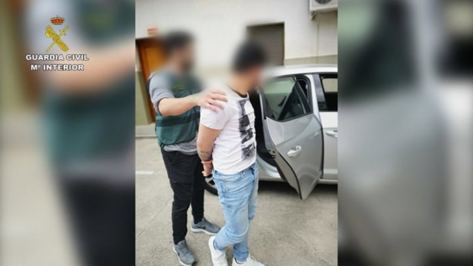 Sucesos.- A prisión cuatro miembros de una banda que robaba en toda España y revendía los objetos en un comercio