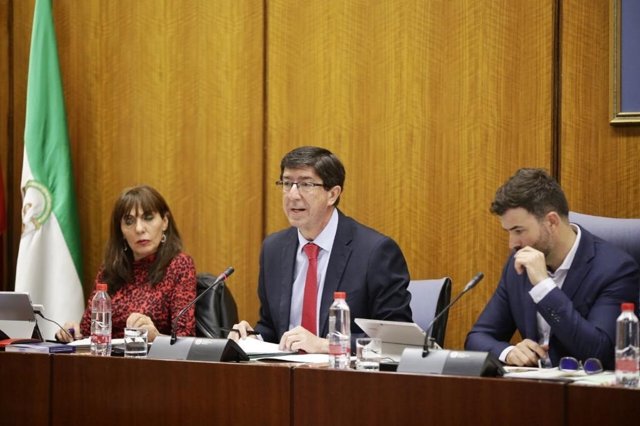 Marín achaca los plazos de pago de los turnos de oficio al reglamento, que aboga por reformar para hacerlo "más ágil"