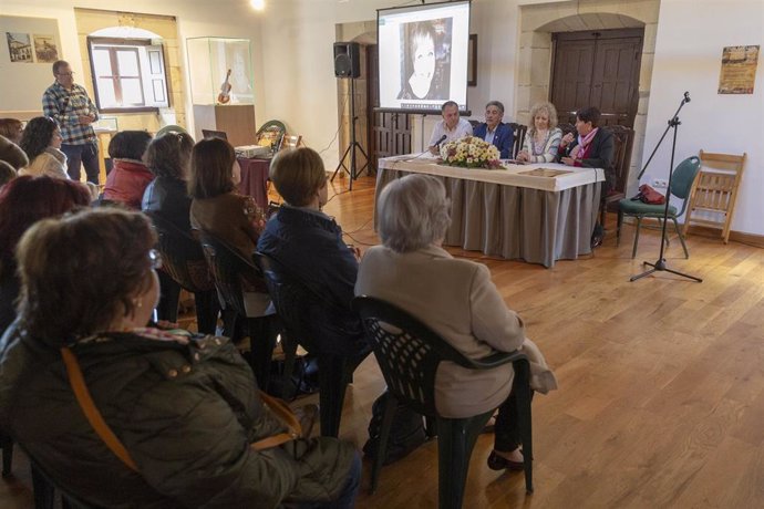 El Gobierno de Cantabria ensalza a la mujer rural y su papel "clave" para el crecimiento y el desarrollo de la región
