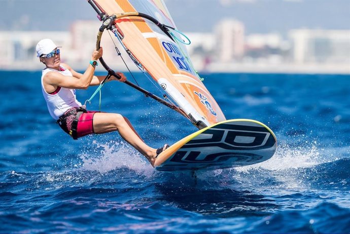 La regatista española Blanca Manchón, en el Campeonato de Europa de RS:X.