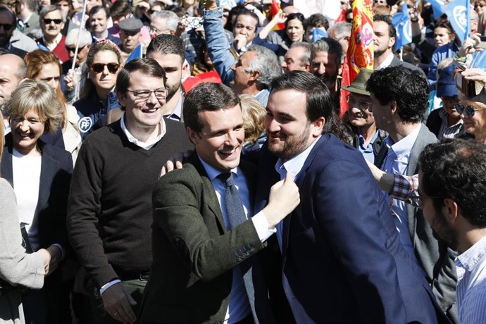 Mitin de campaña del Partido Popular en la Plaza de San Pablo, Valladolid.