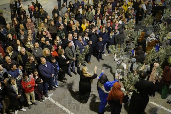 SaboresAlmería.- S.Santa.- La representación viviente de La Pasión en Gádor reúne a miles de personas