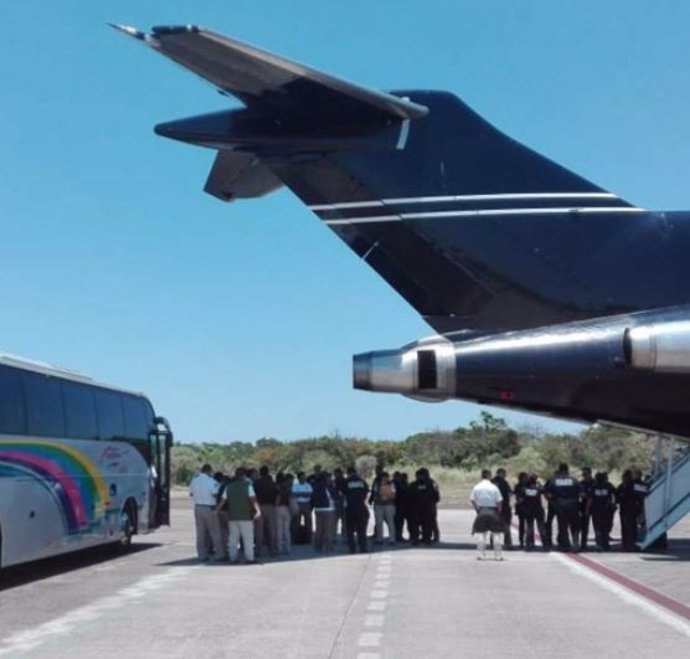 Repatrían a 204 hondureños por vía aérea que se encontraban de manera irregular en México