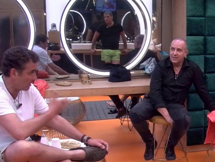 'Sálvame Okupa': La Gran Fiesta Que Ha Desatado El Conflicto Entre Los Colaboradores