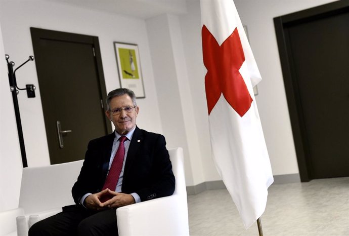 Entrevista de Europa Press al presidente de Cruz Roja Española, Javier Senent García