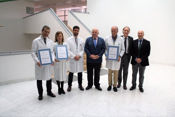 Granada.-Los laboratorios del Hospital San Cecilio reciben la certificación excelente de la Agencia de Calidad Sanitaria