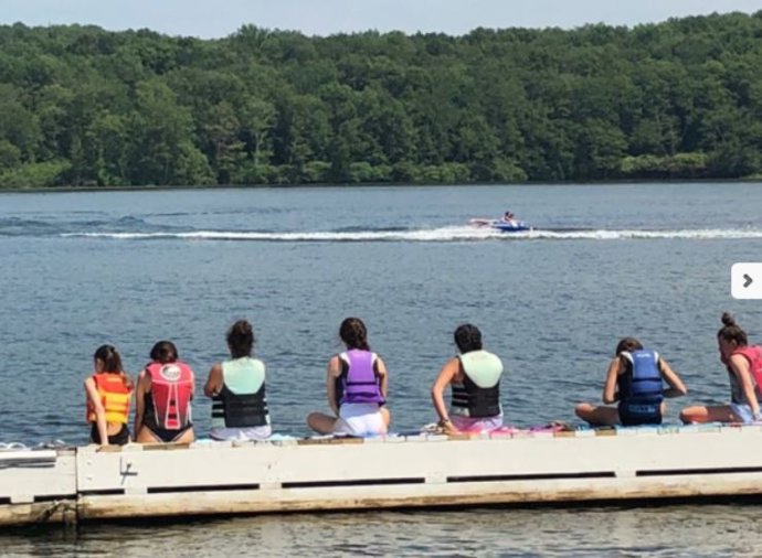 Bestsummers: vive el verano en un campamento en Estados Unidos