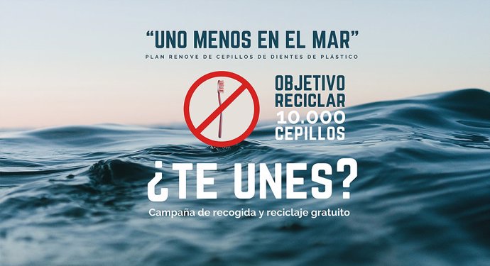 'Uno Menos En El Mar' Recoge Más De 7.000 Cepillos De Dientes De Plástico Para Luchar Contra La Contaminación Marina