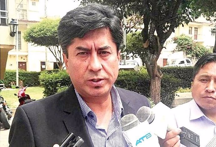 El Gobierno y la oposición bolivianos piden la dimisión de un magistrado acusado de violencia machista