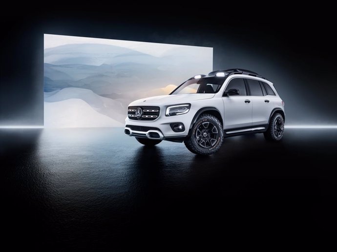 Economía/Motor.- Mercedes-Benz muestra un adelanto de su próximo todocamino con el GLB Concept
