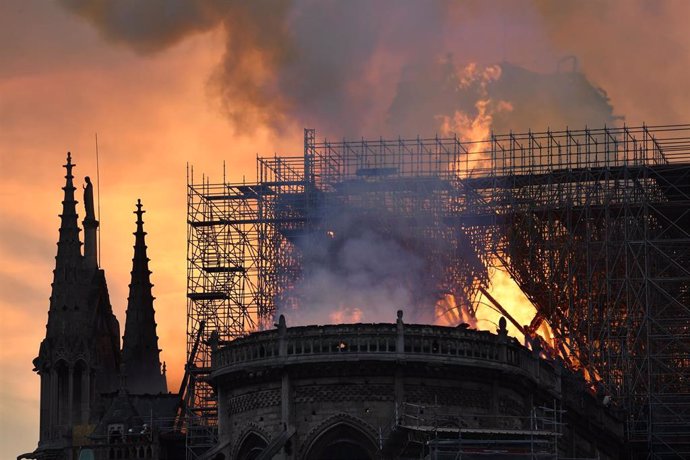 Fire breaks out at Notre Dame Cathedral in Paris