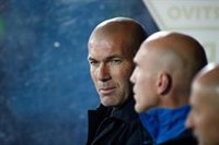 Zidane: "Benzema está acostumbrado a los rumores, no le va a cambiar nada"