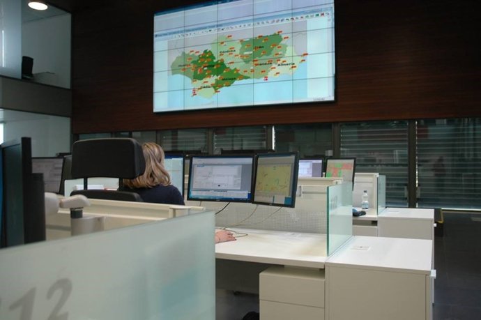 Huelva.- Sucesos.- Tres heridos en un accidente de tráfico por una colisión entre dos vehículos en la N-431