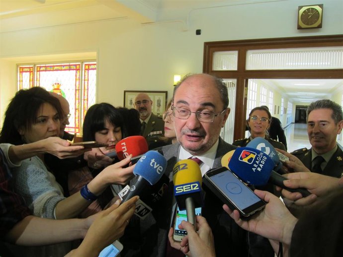 Lambán dice que existe licencia para el Hospital de Teruel y cree que la alcaldesa solo quiere generar "ruido"