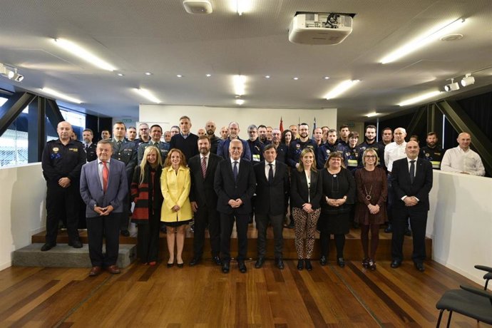 Ceniceros destaca la importancia de la formación para contar con una Policía Local "de la máxima profesionalidad"