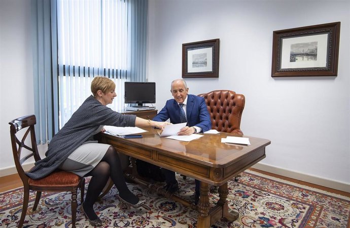 Erkoreka se felicita por el acuerdo de la AP-68, aunque ve "dificultades" para otras transferencias