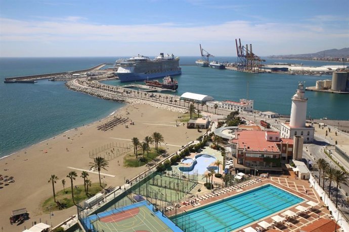 Málaga.- Turismo.- Puertos.- El Spectrum of the Seas recala en Málaga antes de iniciar su viaje de Barcelona a Shanghái
