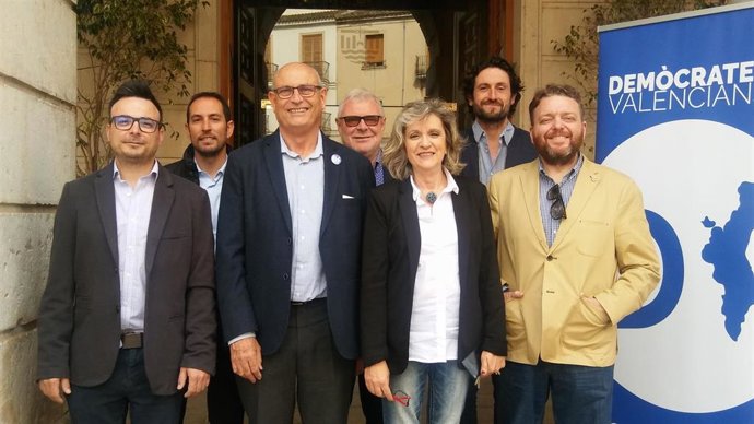 DEMCRATES VALENCIANS "FICHA" A CIRO PALMER EN GANDIA