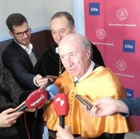 Peridis, tras el incendio de Notre Dame: "¿Tenemos suficientemente atendido nuestro patrimonio?"